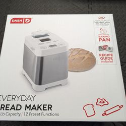 DASH Everyday Bread Maker