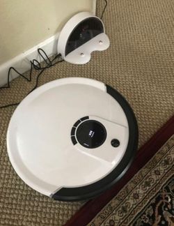Roomba Vacuum