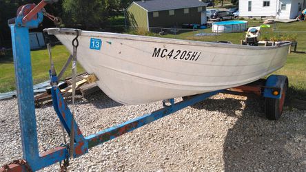 14ft aluminum boat, 7.5hp outboard