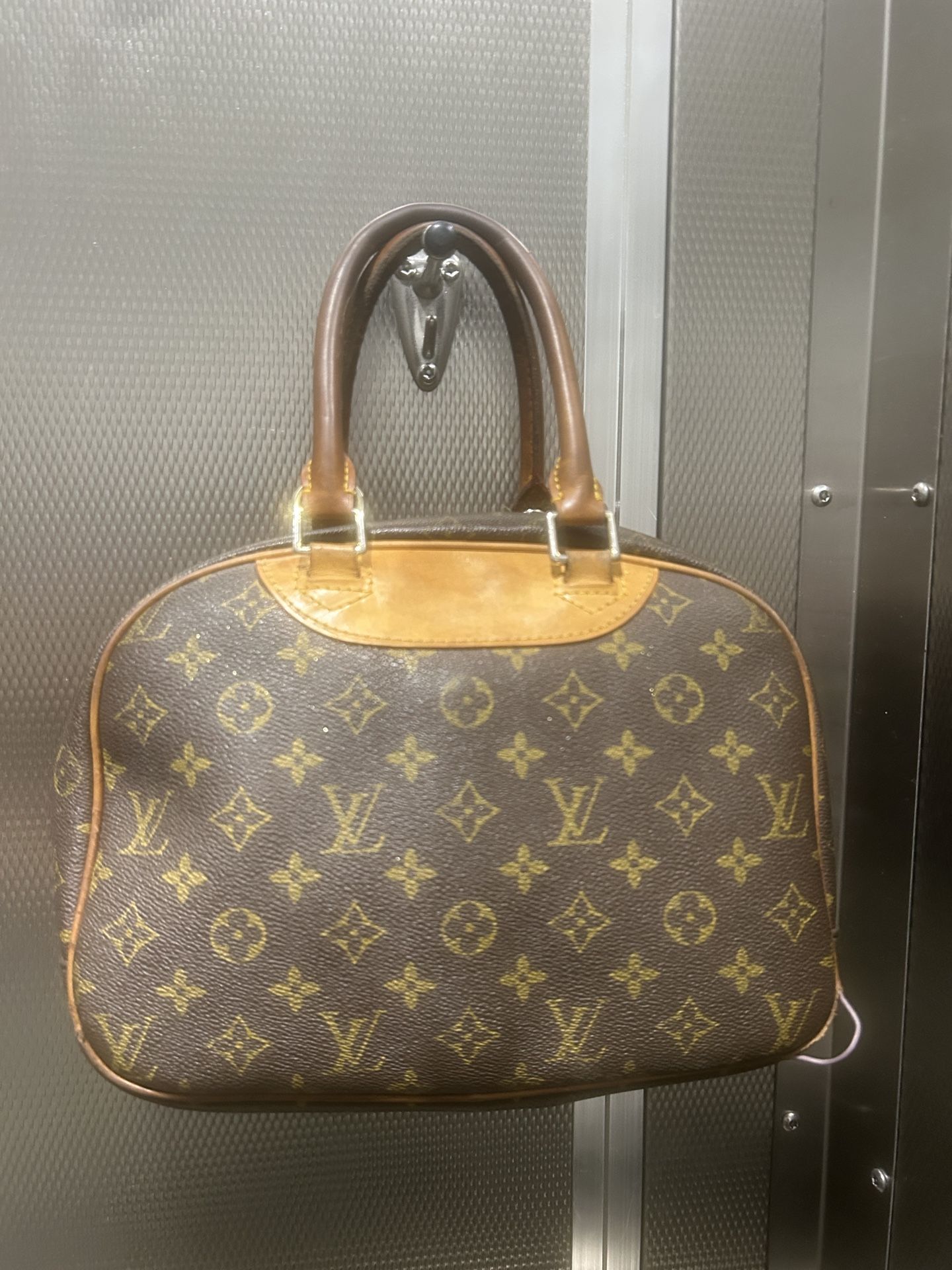 louis vuitton purse