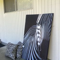 XL-wall Art Canvas +2 Pillows ( zebra theme ) 