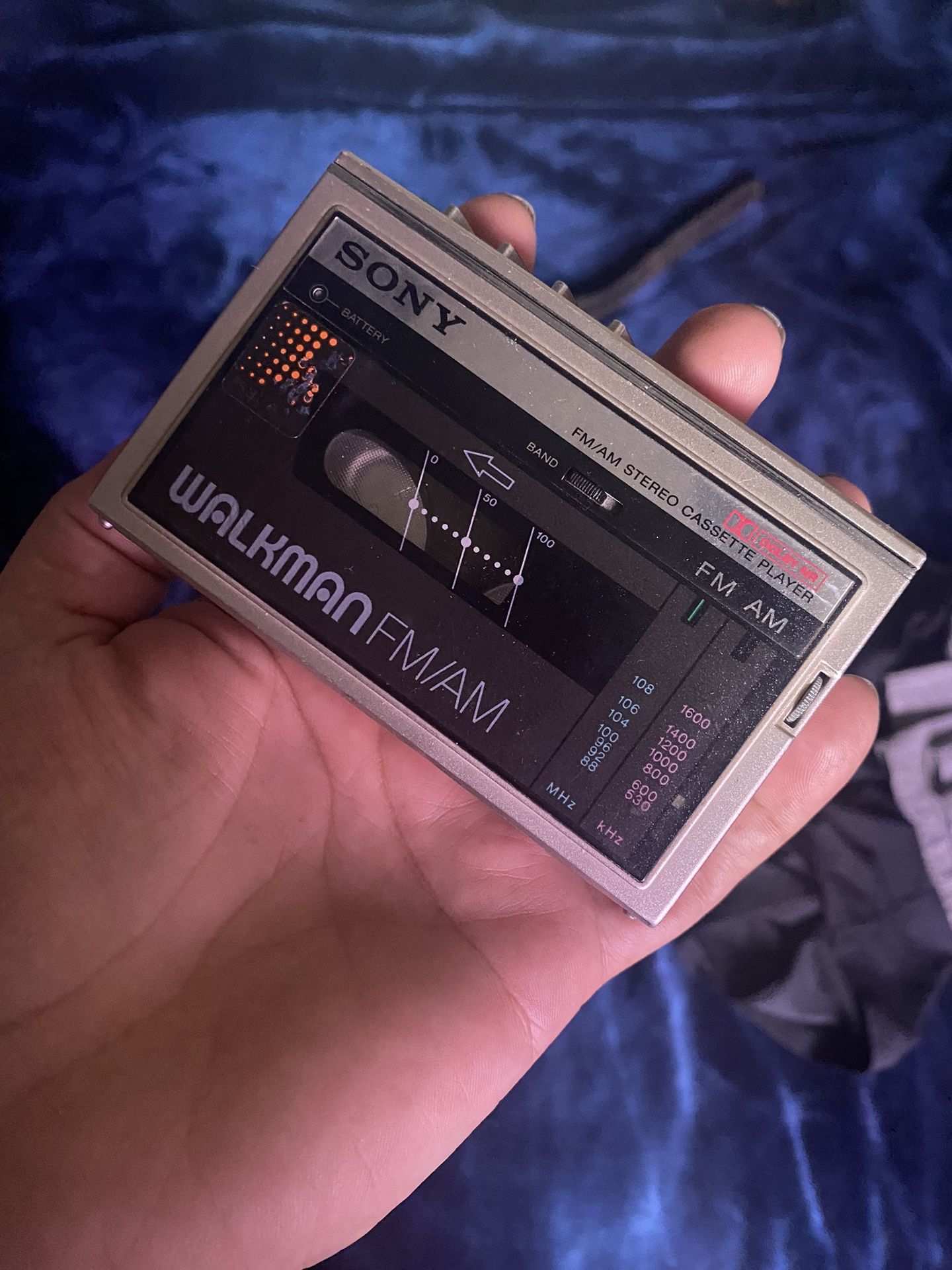 Vintage. amfm Walkman