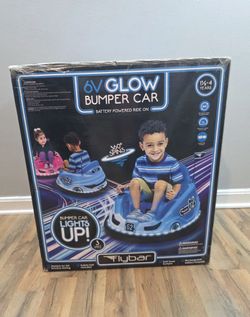 Flvbar 6V Glow Bumper Car Battery Powered Ride-On Toy with LED Lights