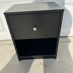Black 1 Drawer Nightstand 