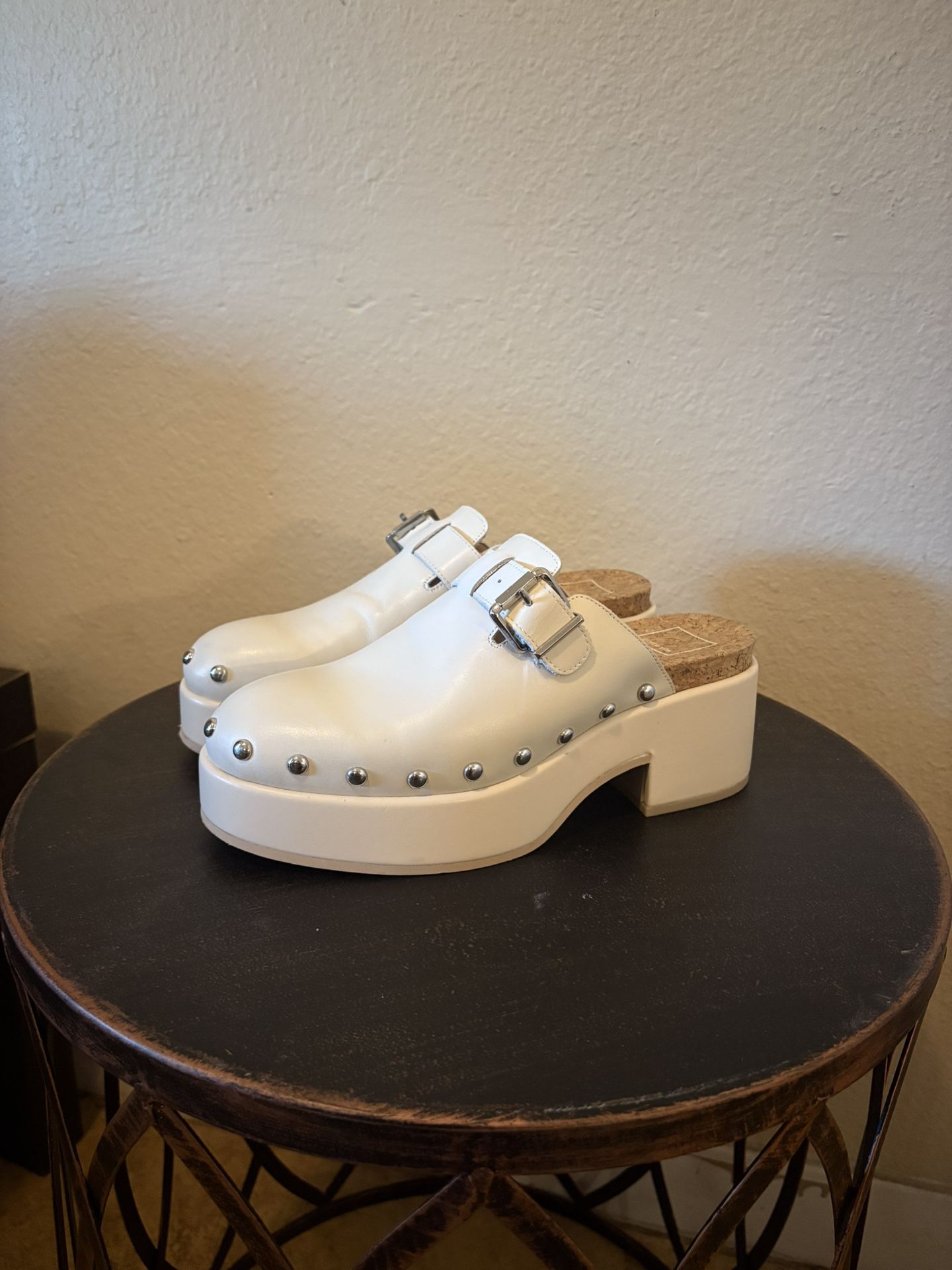 Dolce Vita Platforms