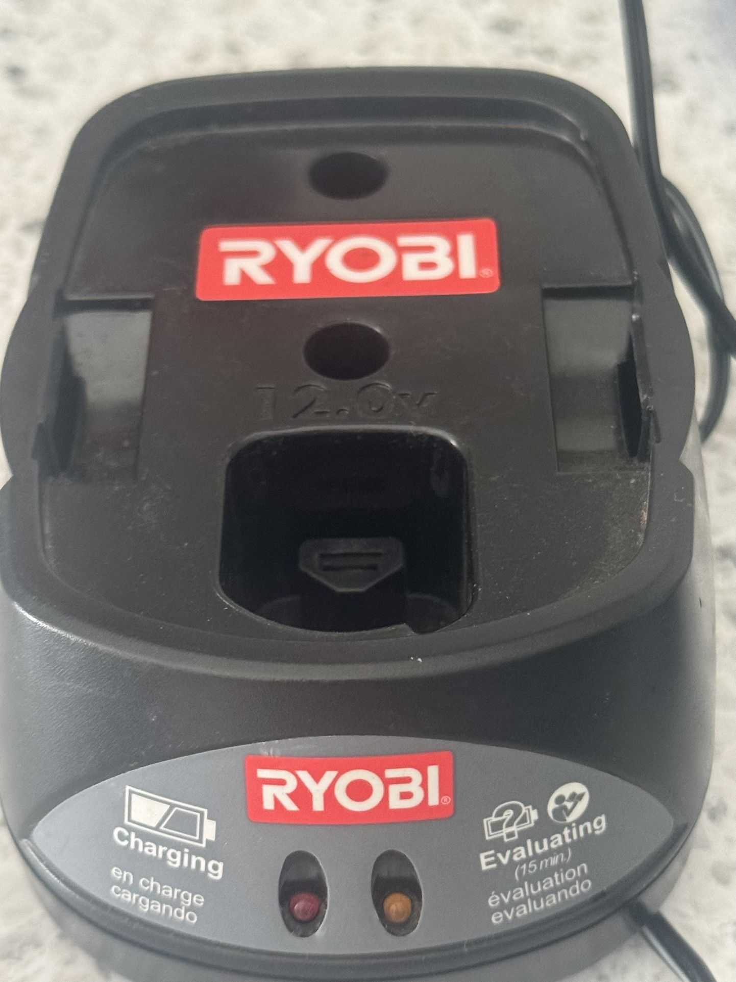 BATTERY CHARGER (12.0v)