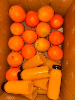 Natural orange juice made daily 🍊