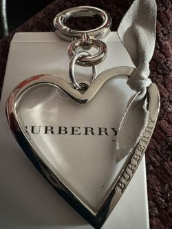 NIB Burberry Heart Bag Charm in Silver