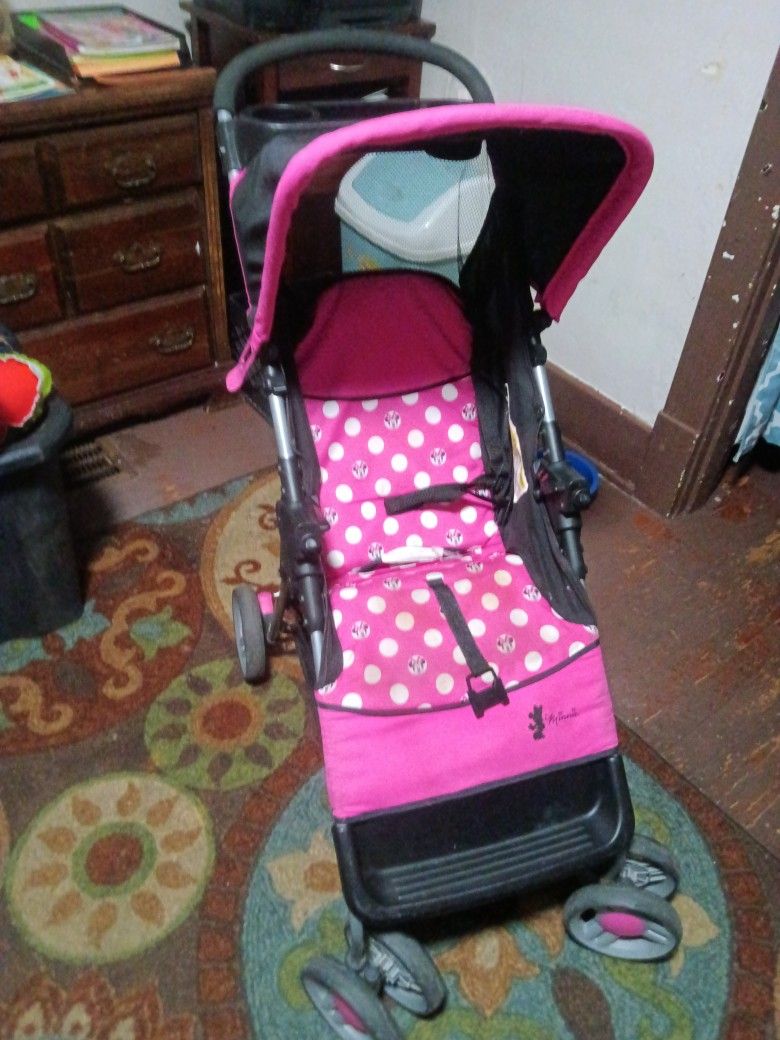 Minnie Mouse Stroller 