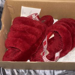 ugg slides 
