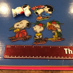  （#5）4 Vintage Peanuts Snoopy Charlie Brown Plastic Photo Christmas Ornaments, Vintage Peanuts Snoopy 1968 United Feature Figurine