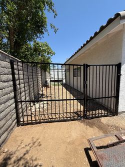 STEEL FENCE & GATES - METAL FENCE/WROUGHT IRON