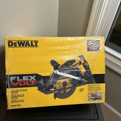 NEW DEWALT  FLEX VOLT 7-1/4/PULG/PO(184mm) WORM DRIVE STYLE SAW KIT WITH BRAKE 