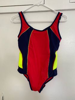 Girl swimsuit