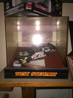 Autograph tony Stewart 24 karat gold plated car third one and signing in special case think 2002 have box also