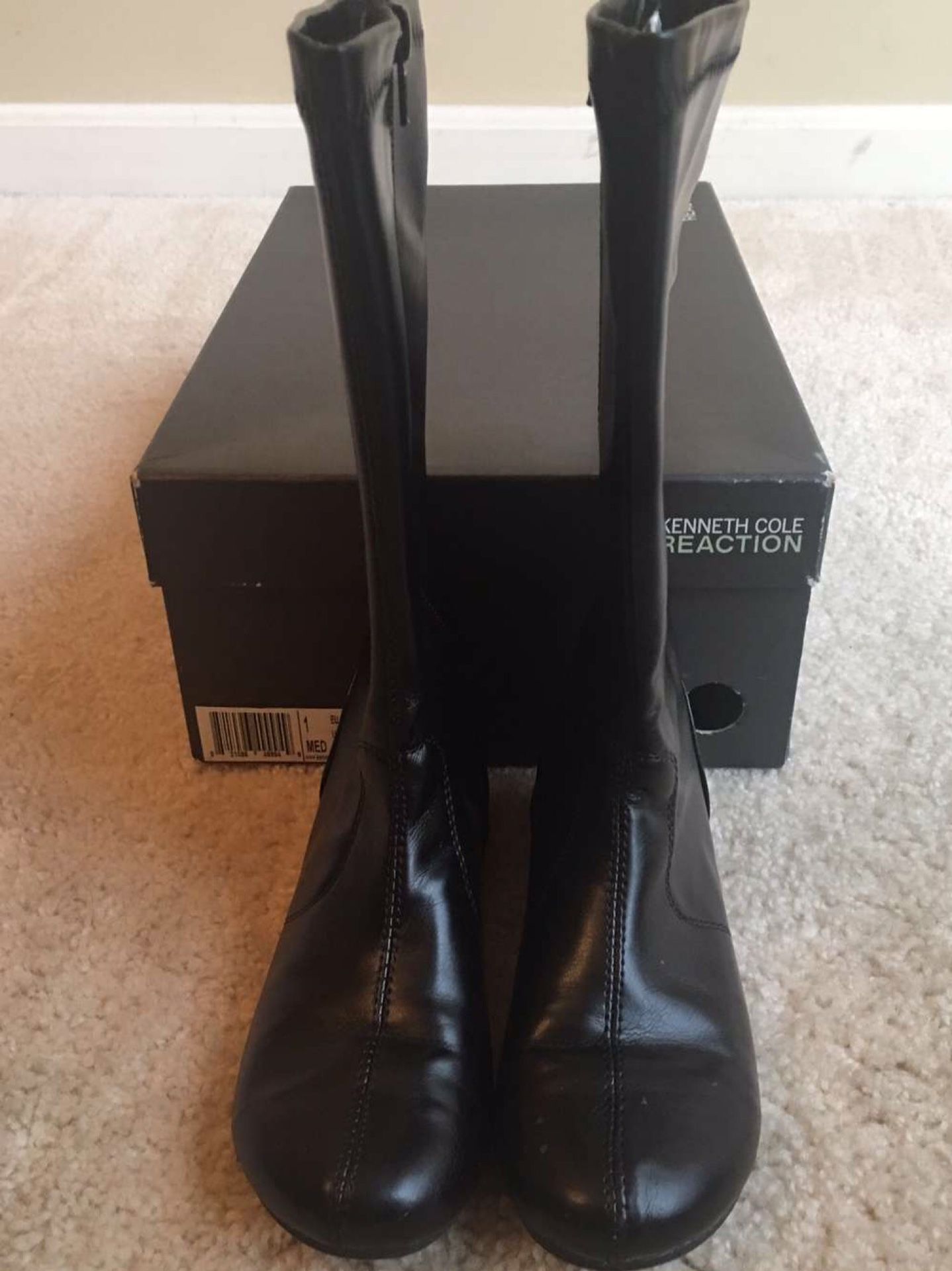 Little Girls Kenneth Cole Boots Size 1