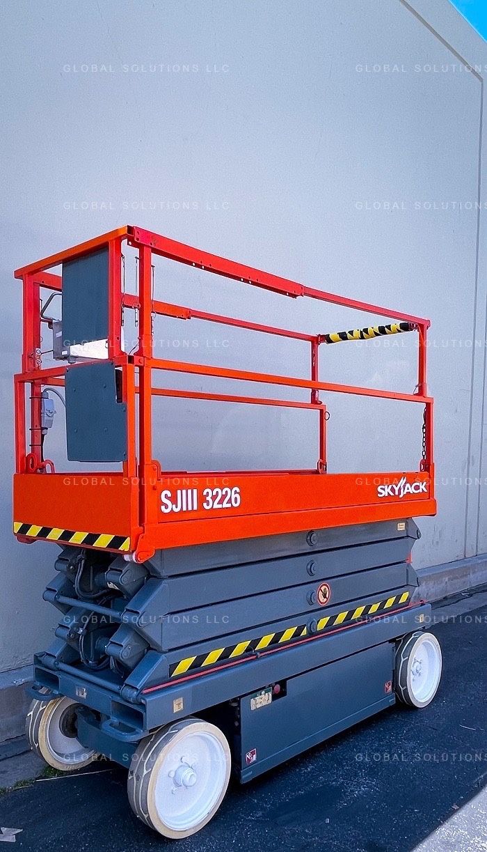 2021 SKYJACK SJIII 3226 ELECTRIC SCISSOR LIFT
