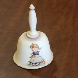 Vintage Goebel M.I. Hummel 1988 Annual Bell 11th Edition HUM 710 Busy 
Student handcrafted. Made in West Germany in 1988.  Perfect shape, no 
chips or
