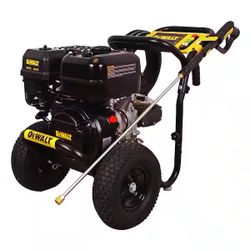 DEWALT 4400 PSI 4.0 GPM Cold Water Gas Pressure Washer *NEW*