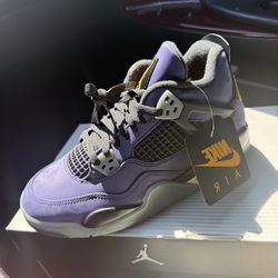 Lake show Jordan 4 size 7y