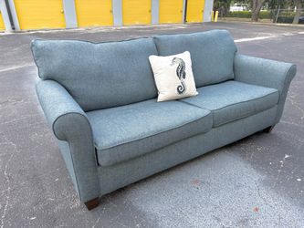Stunning Upscale Robb & Stucky Nautical Queen Sleeper Sofa(Mattress Never Used)