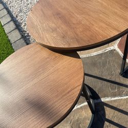 Round Modern Tables 