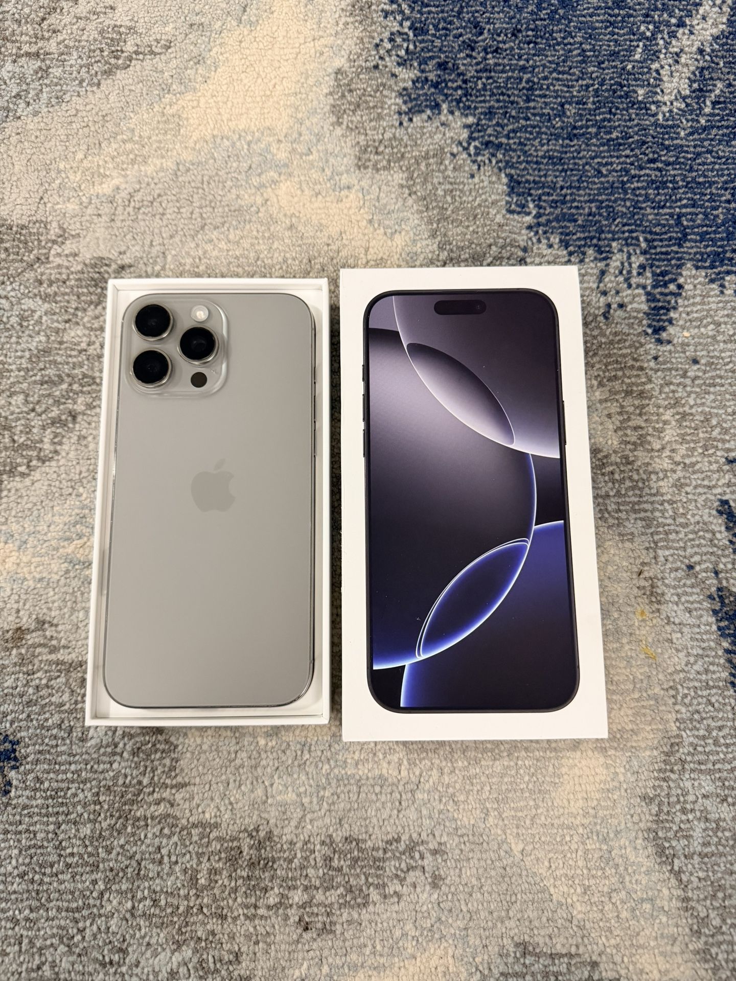 100% batt Apple Care+ Warranty 11/20/25 256g iPhone 16 Pro Max Unlocked for All in Glenview/Palatine