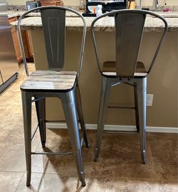 2 breakfast Bar Chairs