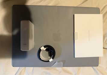 MacBook Pro 16-inch M5 Max chip with 18-core CPU and 40-core GPU - 48GB Memory 2TB SSD Space Black