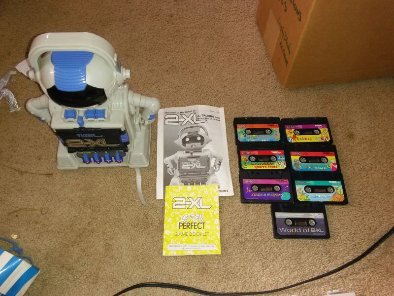2xl talking robot CIRCA 1978