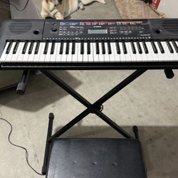 Yamaha PSR E263 Keyboard