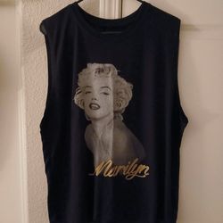 Womens/Juniors top XXL