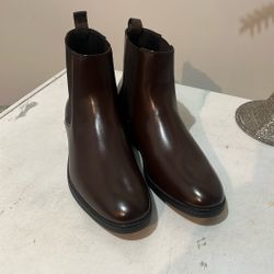 Brown Men’s 10 Never Worn Boots 