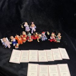 A Very Pooh Christmas Disney Ornament 