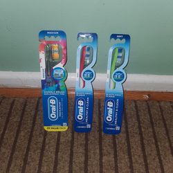 2x Value Pack Medium /2 Soft Toothbrush Oral B