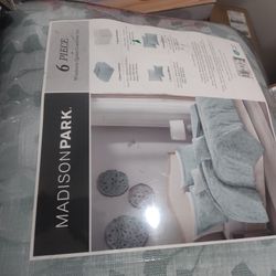 510 Design 3 Piece California King Comforter 