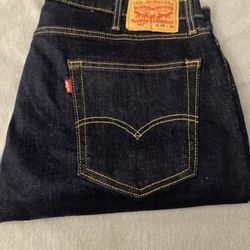 Levi’s 