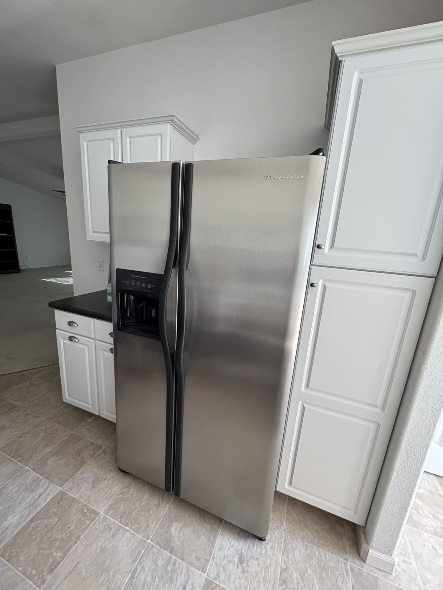 Refrigerator, Stove, And Microwave Washer And Dryer
