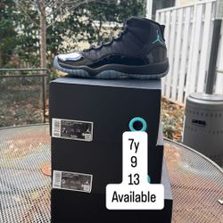 AIR JORDAN 11 RETRO BLACK GAMMA 2025