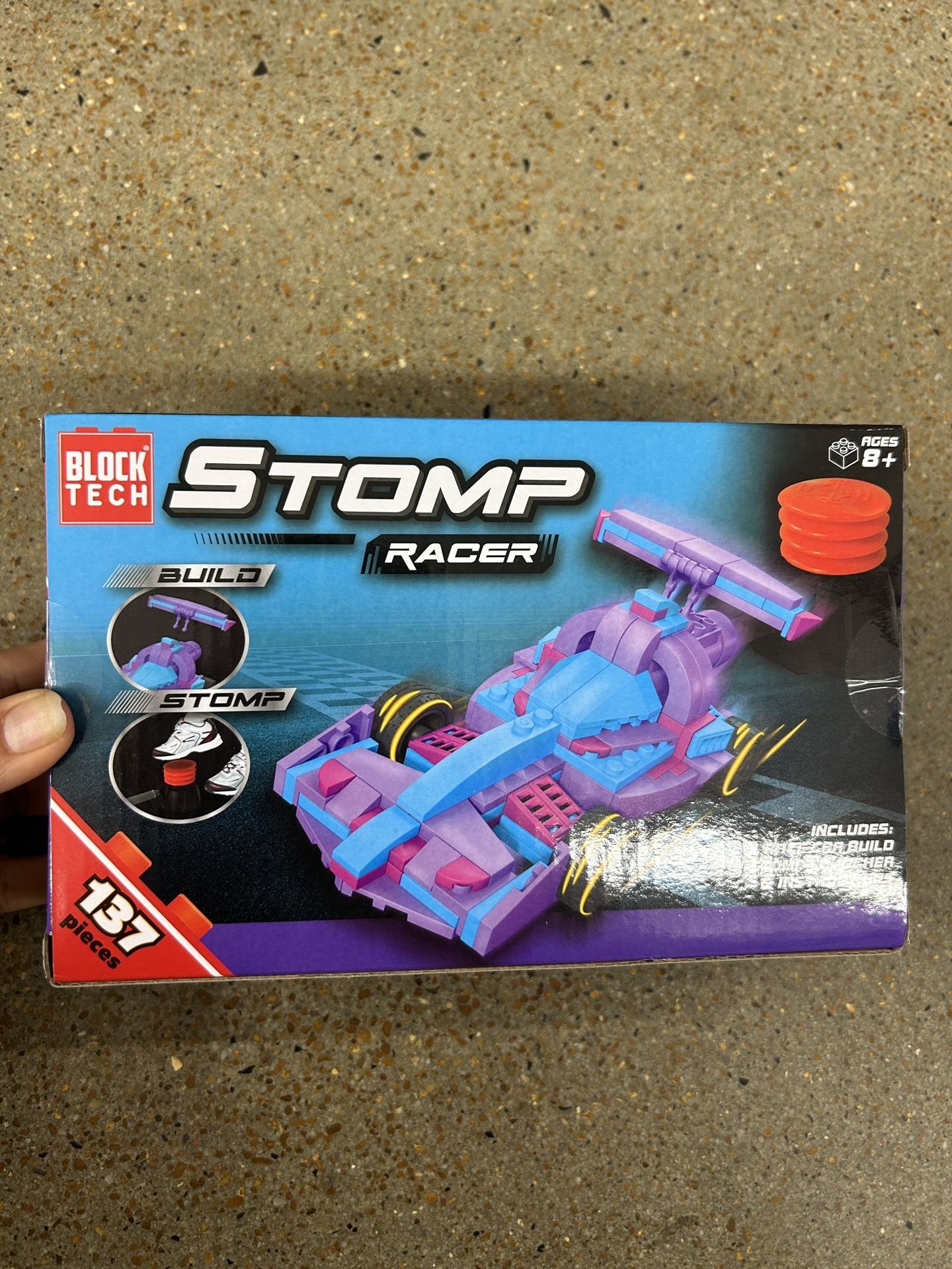 NWT 137pcs Stomp racer 