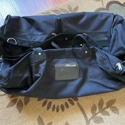 Olympia Duffle Bag w/ wheels