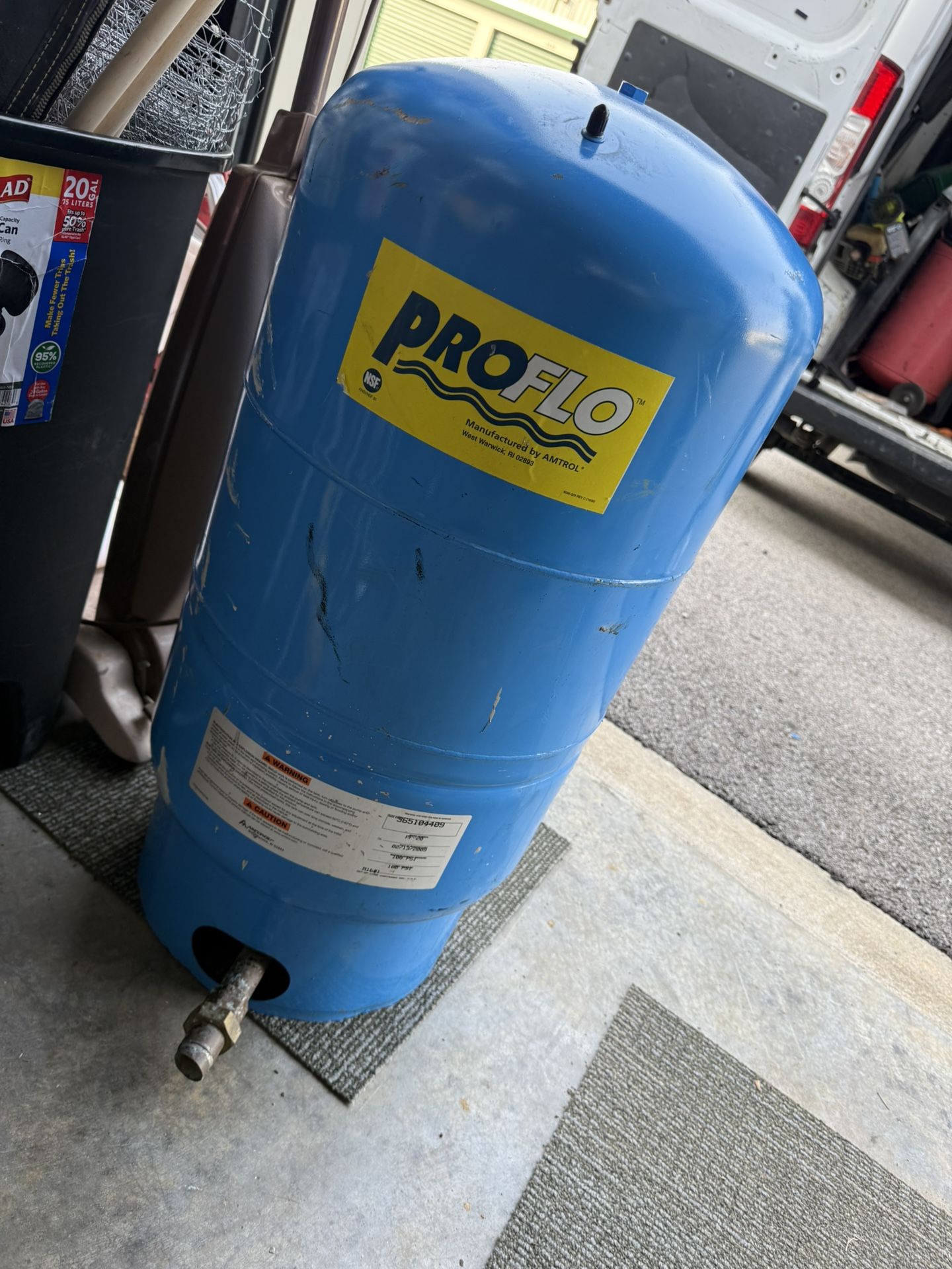 PROFLO PF-20 20 Gallon Steel Pump Tank, manufactured by AMTROL 2009