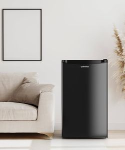 Brand New Compact Refrigerator – Never Used