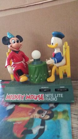Mickey Mouse night light radio