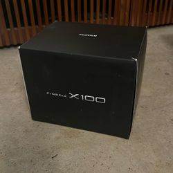 Fujifilm X100 - Great condition 