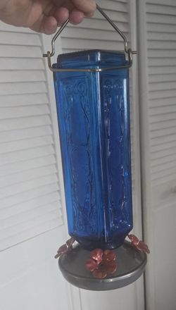 Glass Hummingbird Feeder