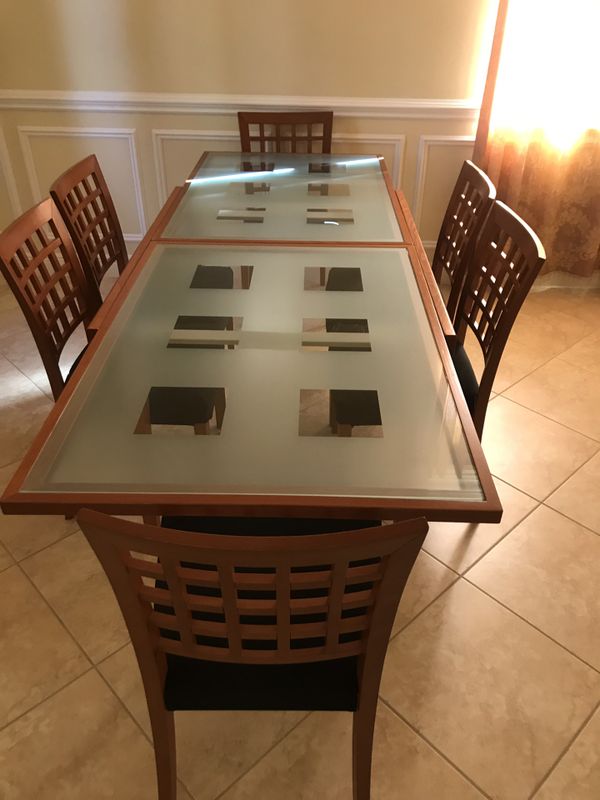 Calligaris kitchen table and chairs for Sale in VLG WELLINGTN, FL OfferUp