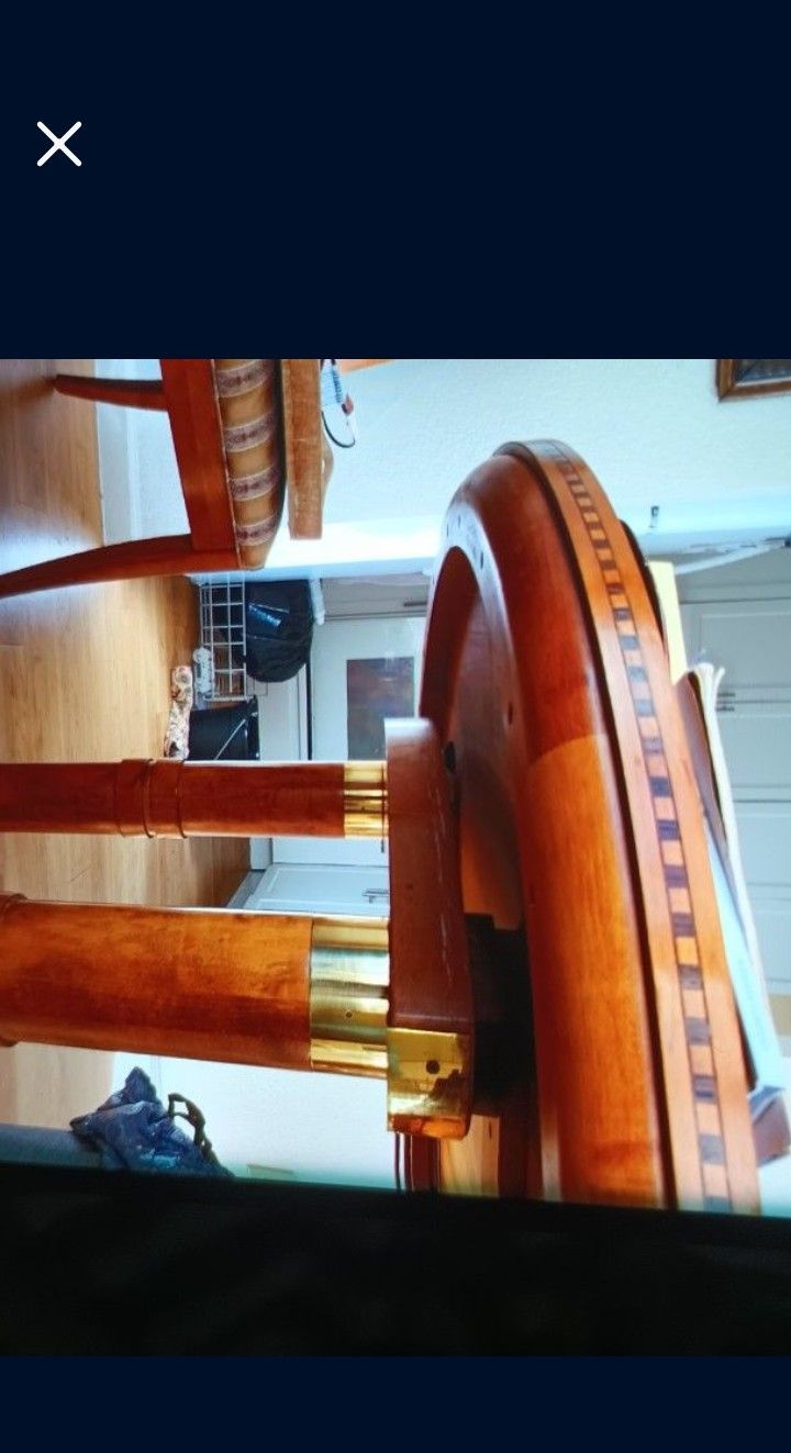 Details Of inlay Wood On Dinning Room Table
