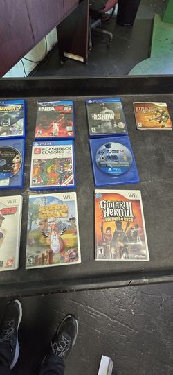 13 PS4 video games and 9 Nintendo Wii 4 games, all for $40
