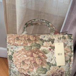 BÉIS Book Tote - Tapestry print Limited Edition Sold Out - NWT